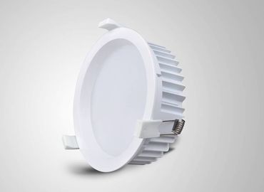 احتمالا ریخته گری 25Watt Downlights چراغ رادیوم 80 IP45 سفید گرم Dimmable در استودیو برای